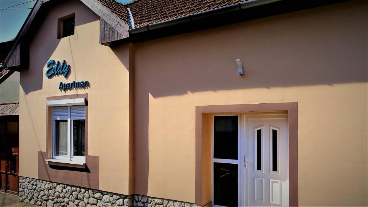 Eddy Apartman Еґер Екстер'єр фото